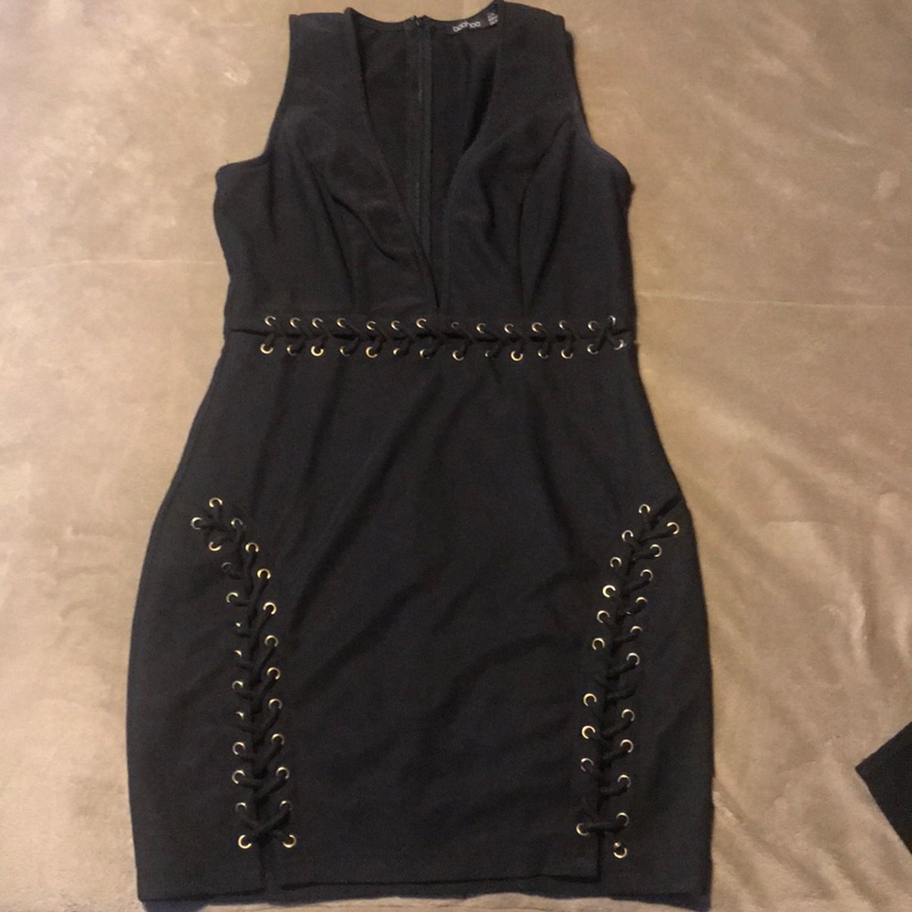 Plunge Lace and Eyelet Bodycon Dress❤️